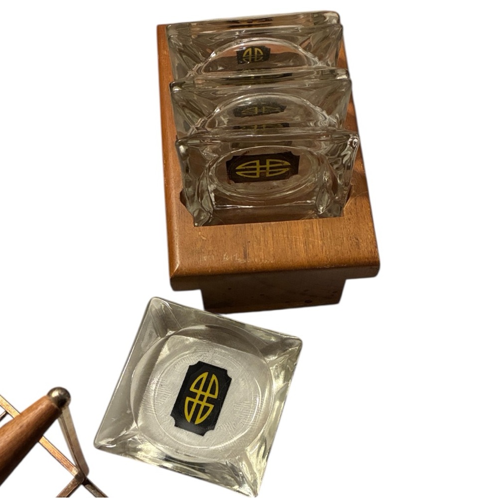 Glass Ashtrays/Coasters Set/6 in Walnut Holder Mid-century modern glass  GUC
